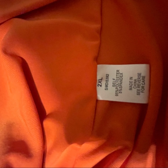 Ruched plus size dress - Picture 4 of 4